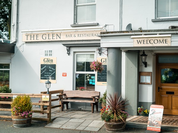 The Glen Entrance